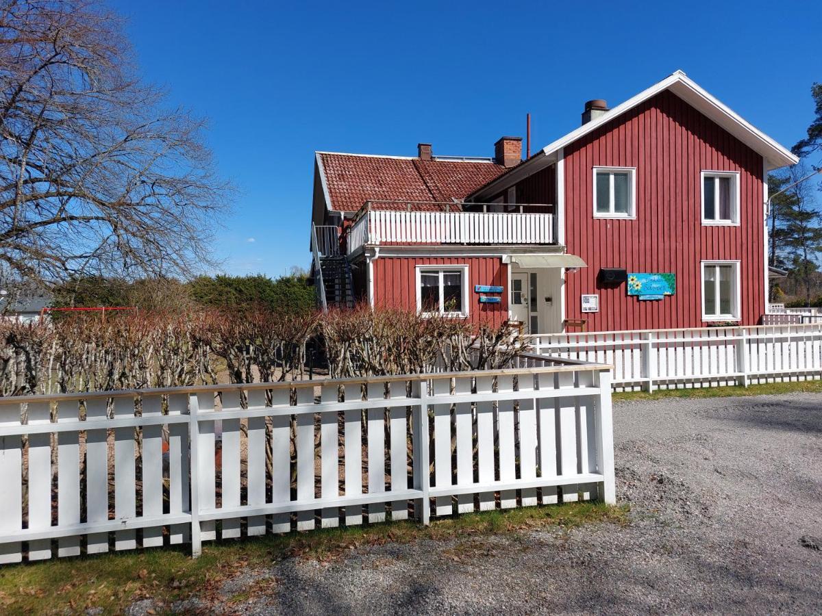 Gasthaus Flora Dekor Gaestgard, Lenagarden Alingsås Exterior foto